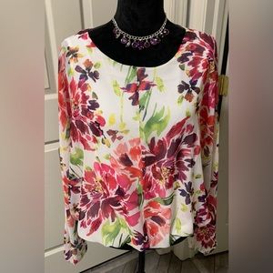 NWT Bobeau Women’s Floral Batwing Blouse